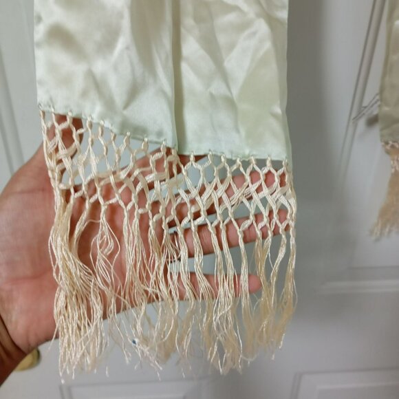 Casual Corner 100% Silk Fringed Scarf Women - Picture 3 of 5